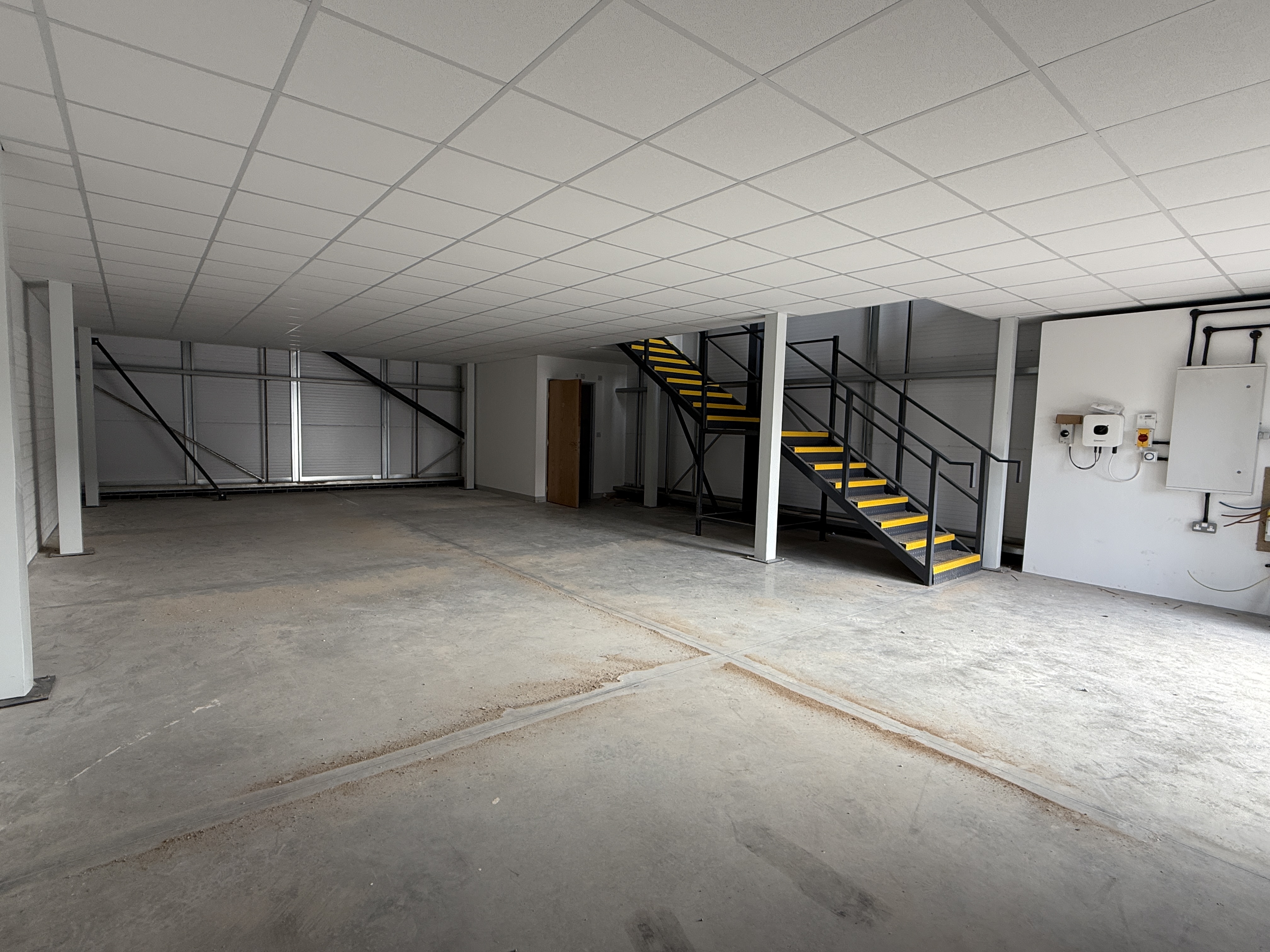 Industrial Unit in Clyst Honiton - photo 2